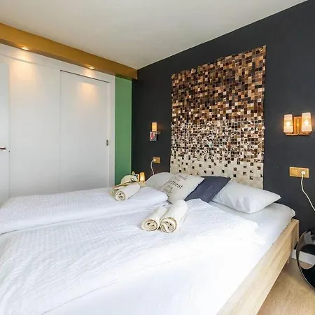 Beachside In Cala Millor * Cala Millor (Mallorca)