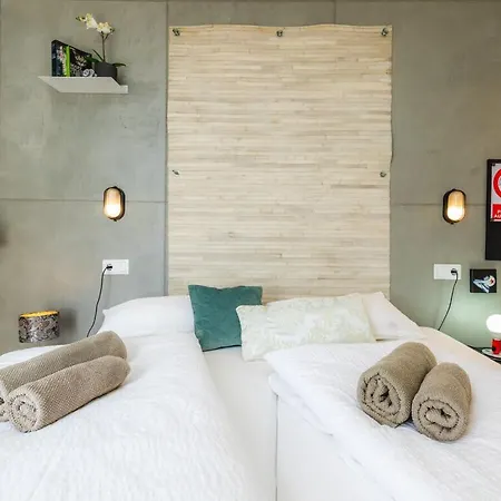 Beachside In Cala Millor Holiday home